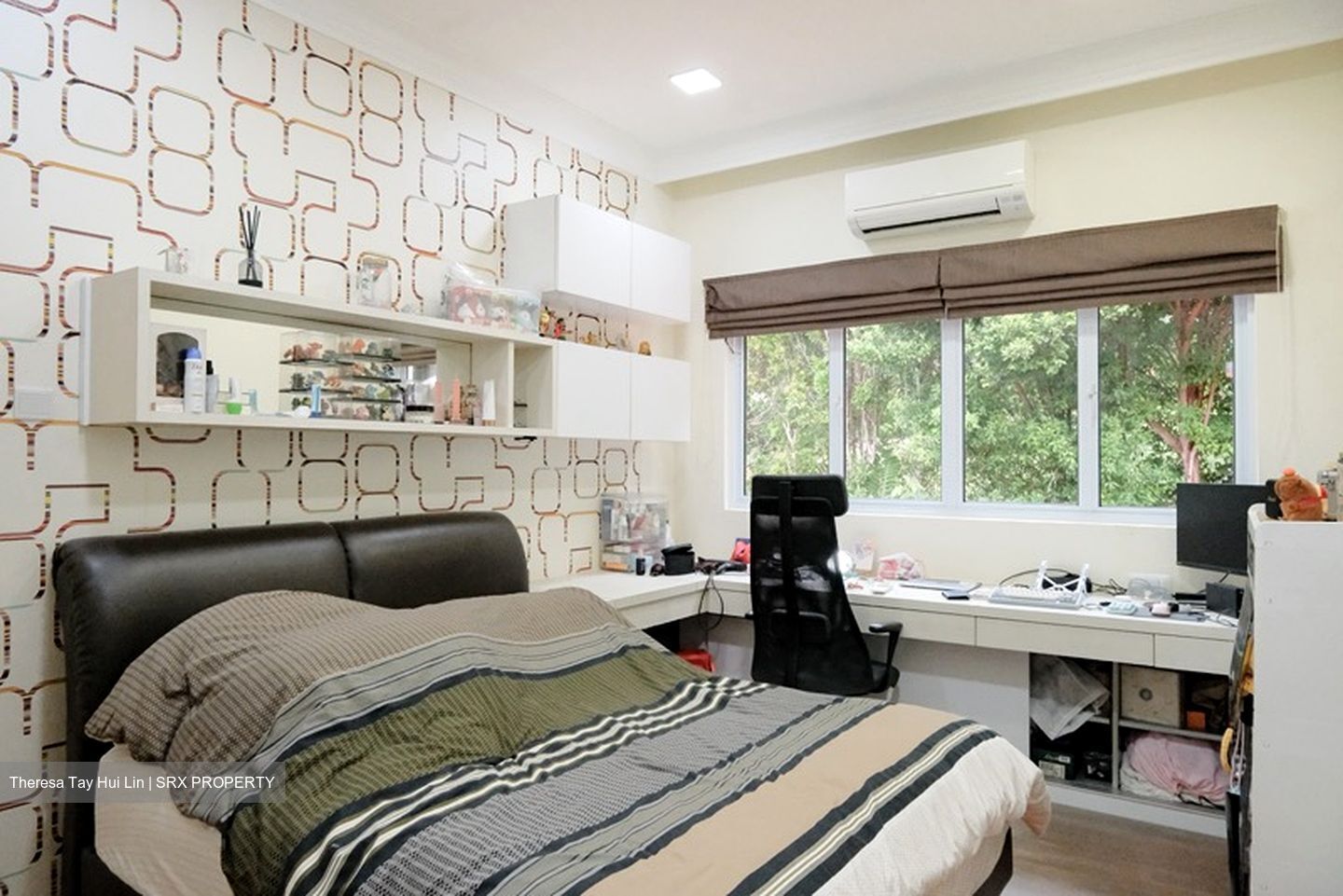 Opera Estate (D15), Terrace #588375591